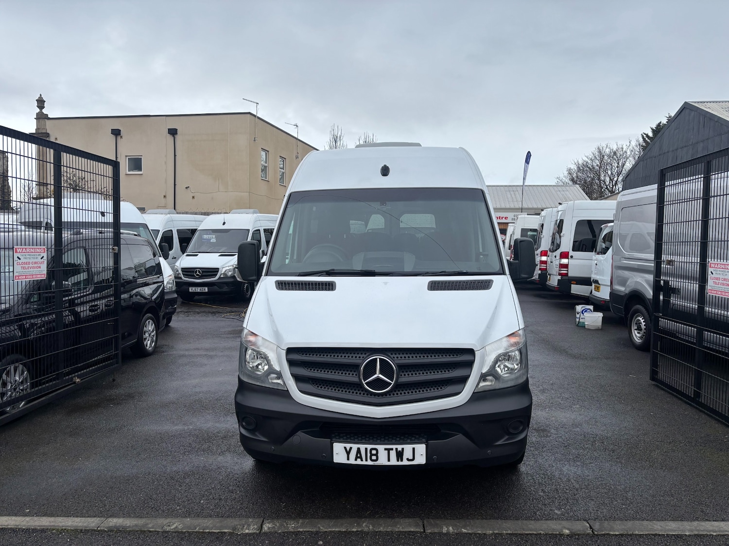 Used Mercedes-Benz Sprinter 2018 for sale - 77398456: Photo 2