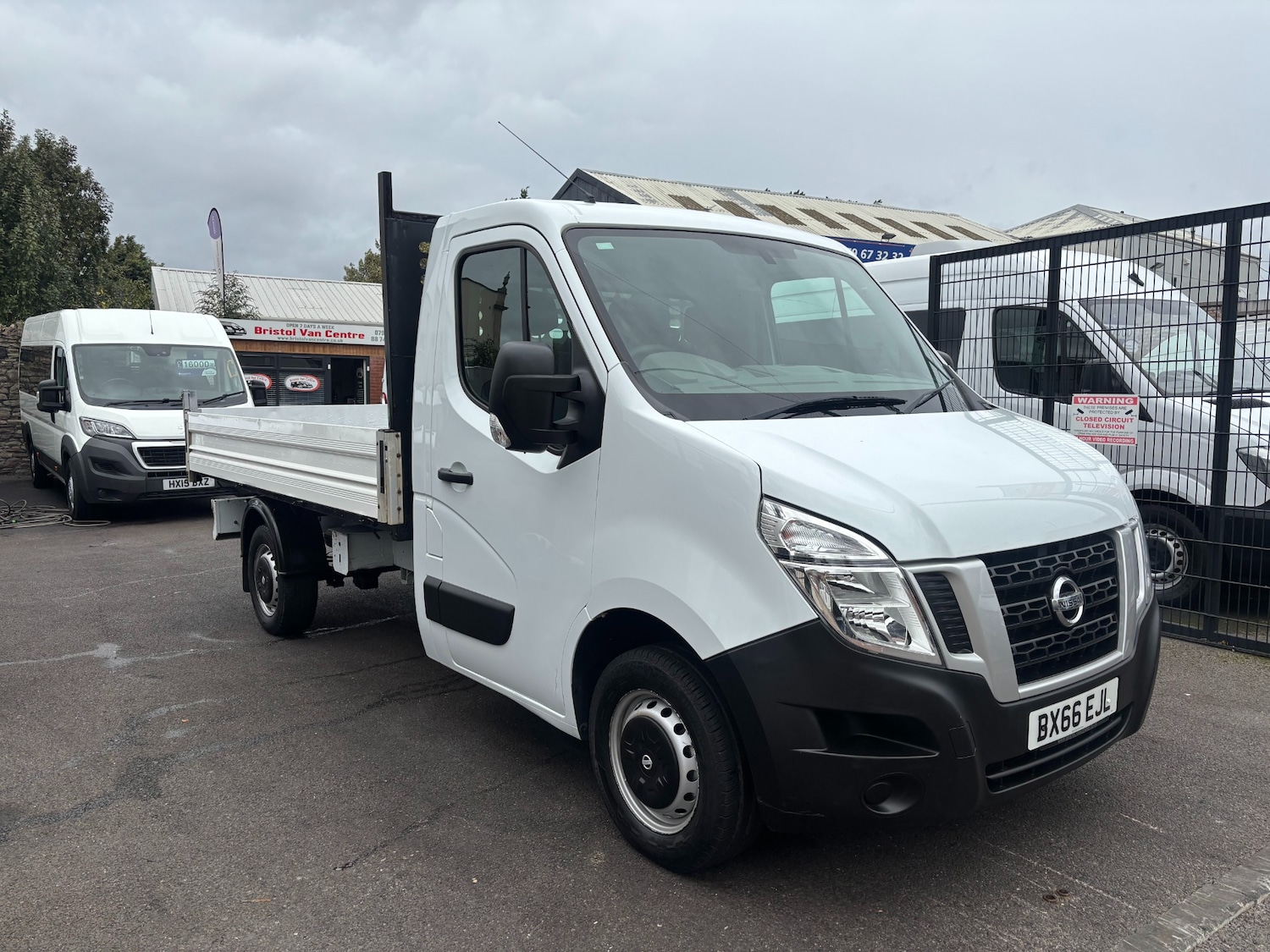 Used Nissan NV400 2016 for sale - 76096528: Photo 2