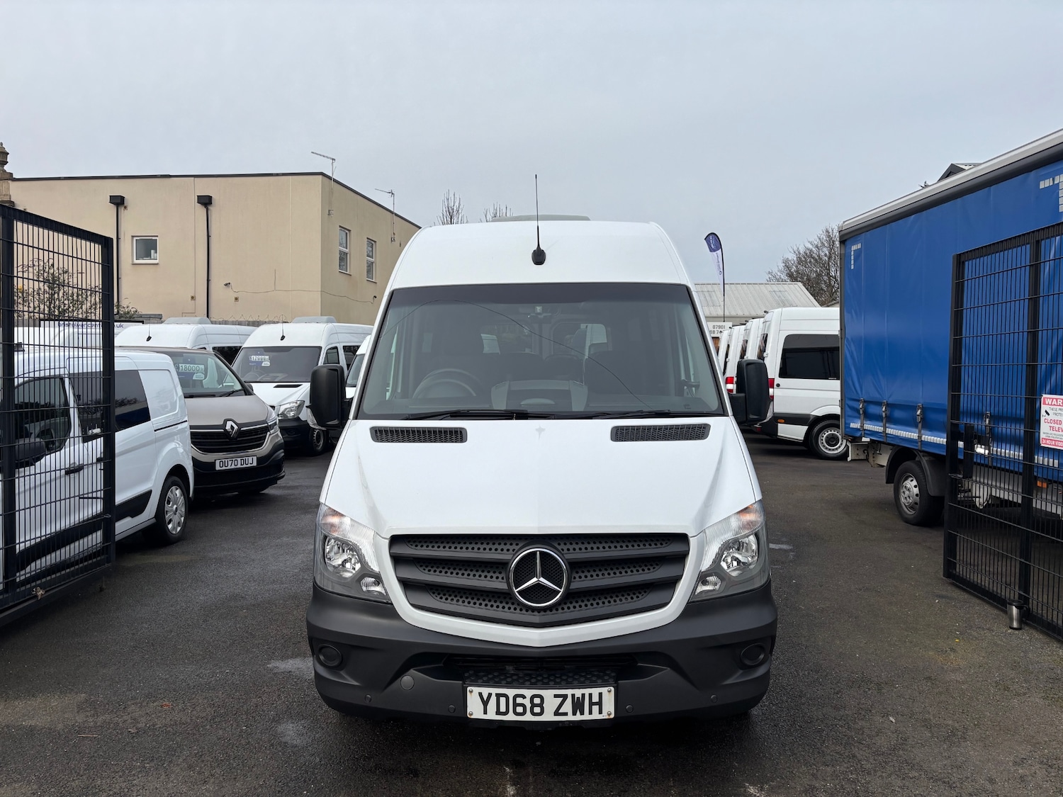 Used Mercedes-Benz Sprinter 2018 for sale - 77591080: Photo 2