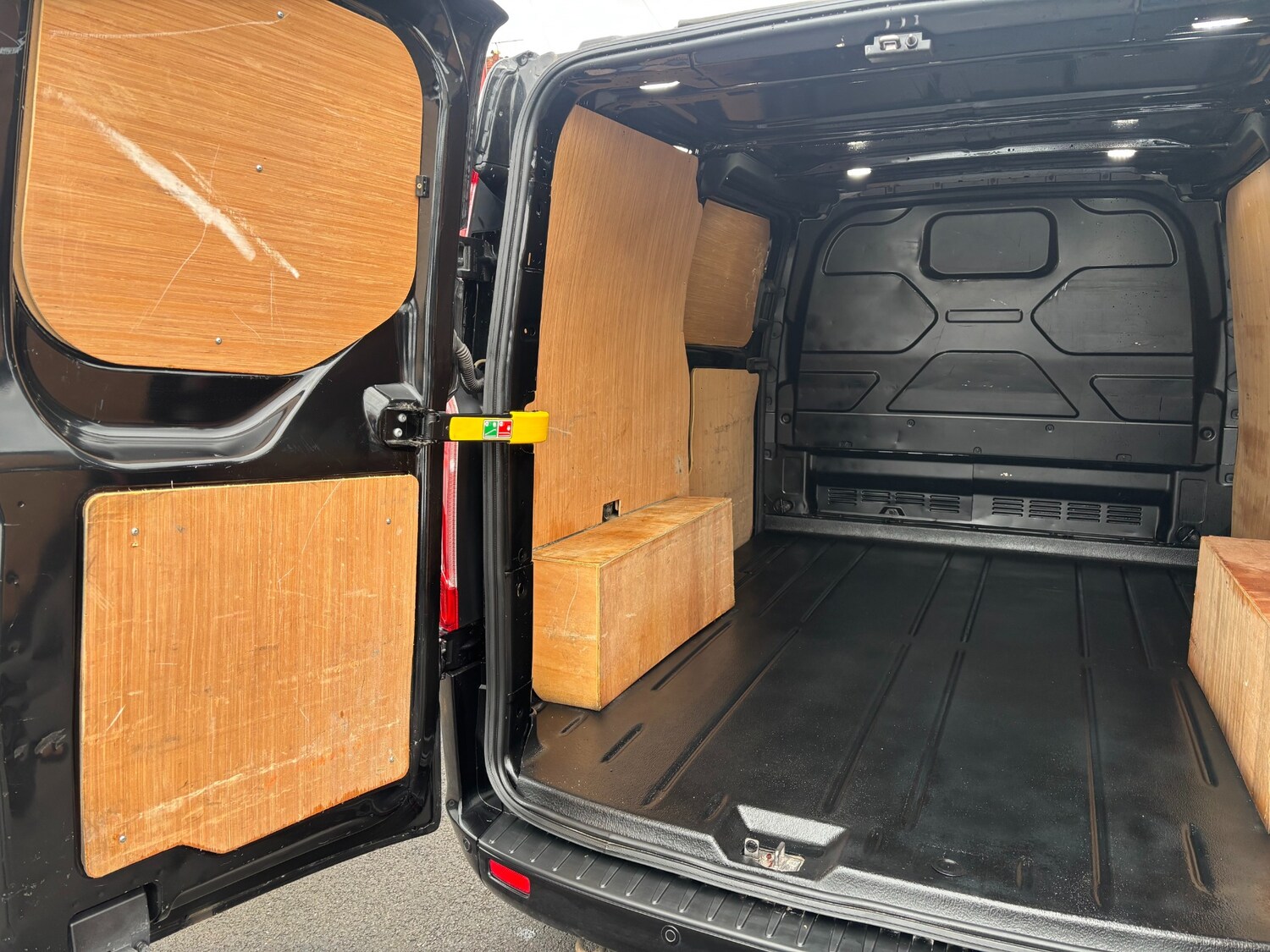 Used Ford Transit Custom 2021 for sale - 76258091: Photo 22