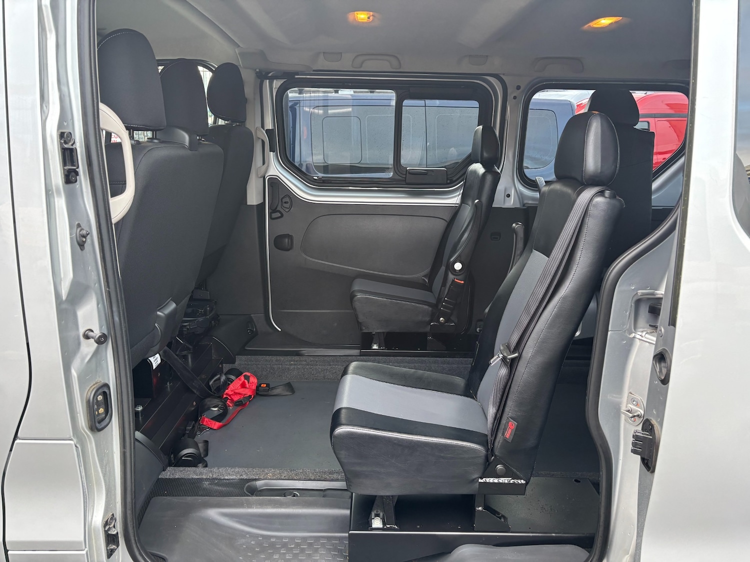 Used Vauxhall Vivaro 2018 for sale - 76569096: Photo 10