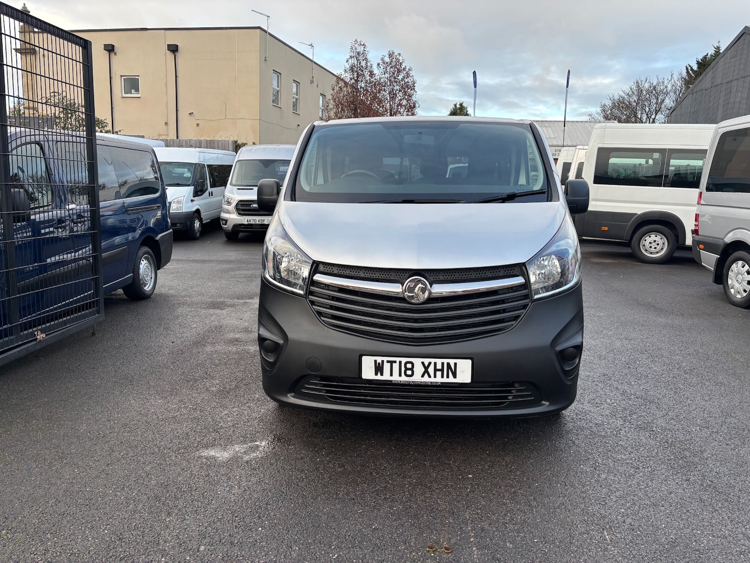 Used Vauxhall Vivaro 2018 for sale - 76569096: Photo 2