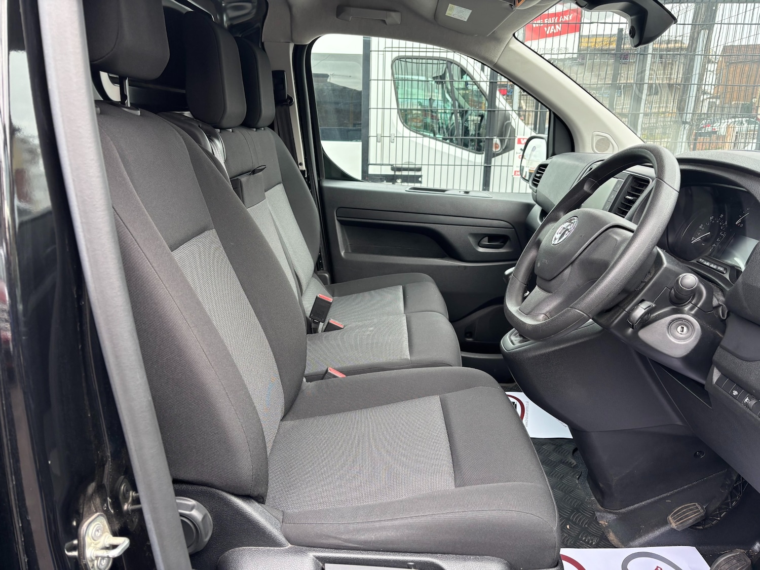 Used Vauxhall Vivaro 2023 for sale - 76250804: Photo 7