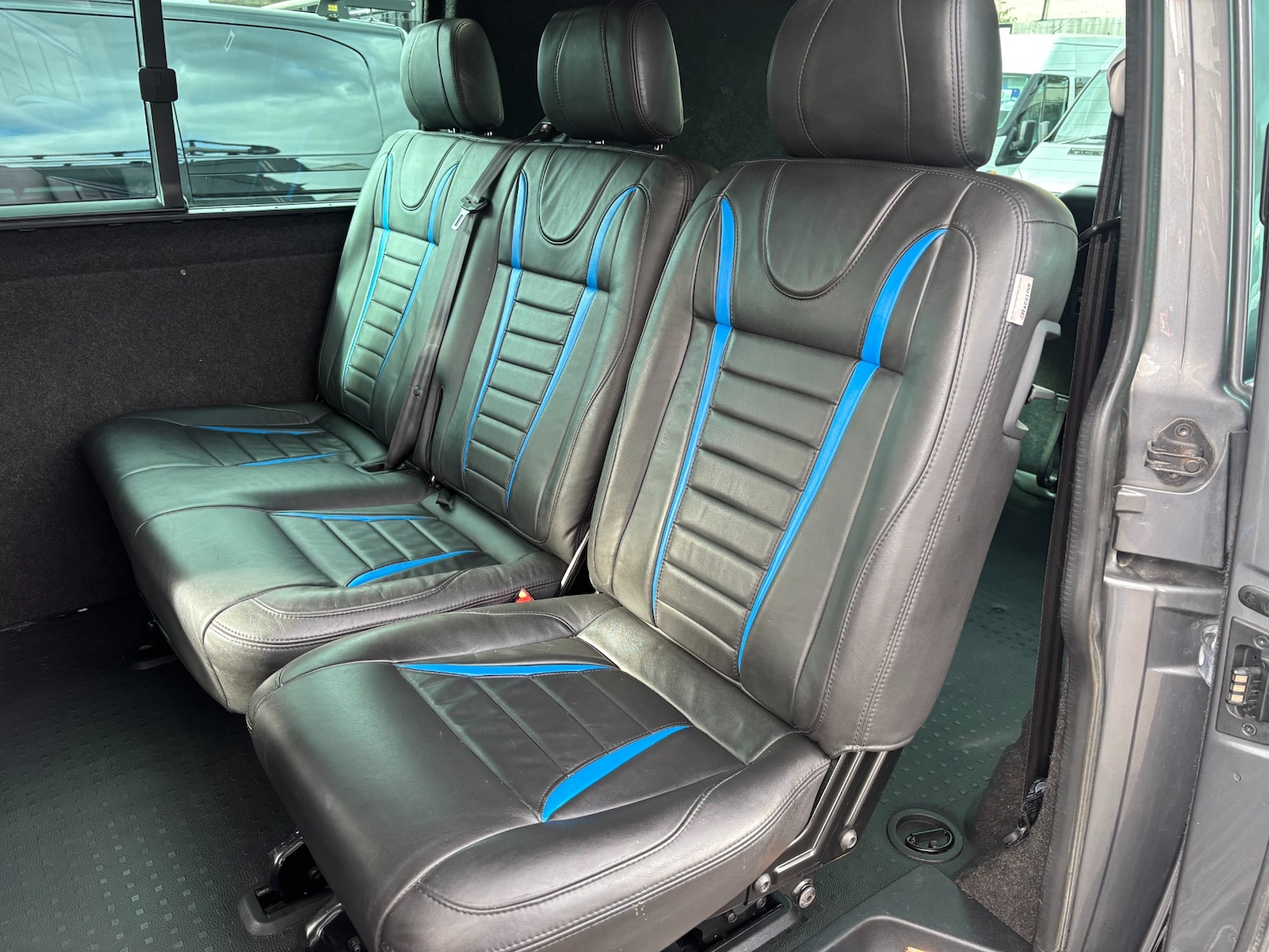 Used Volkswagen Transporter 2015 for sale - 76332812: Photo 12