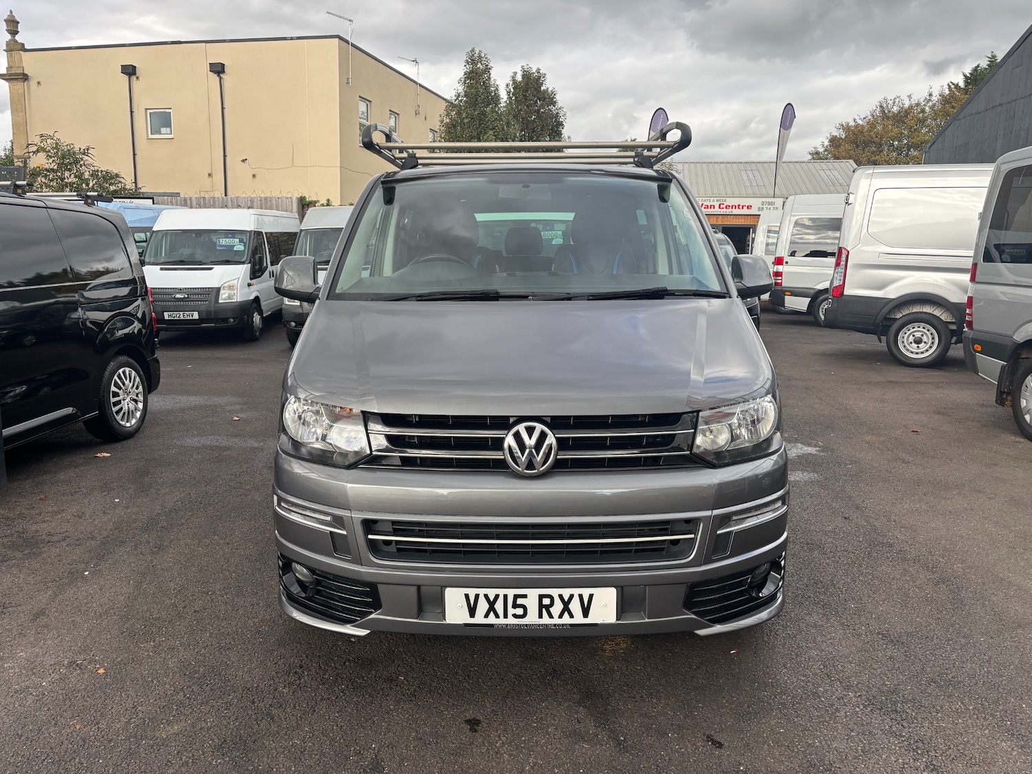 Used Volkswagen Transporter 2015 for sale - 76332812: Photo 2