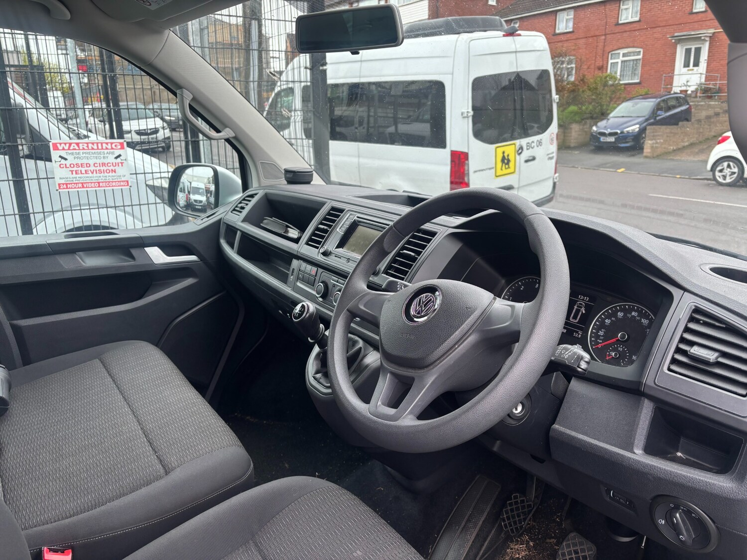 Used Volkswagen Transporter Shuttle 2016 for sale - 78042449: Photo 7