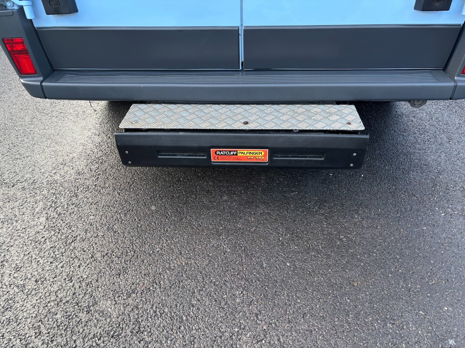 Vehicle 33