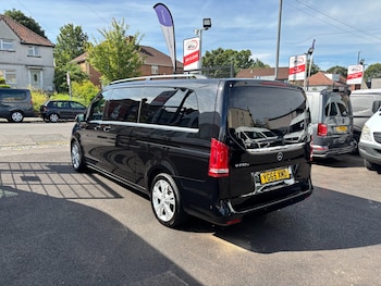 Used Mercedes-Benz V-Class 2015 for sale - 79124389: Photo