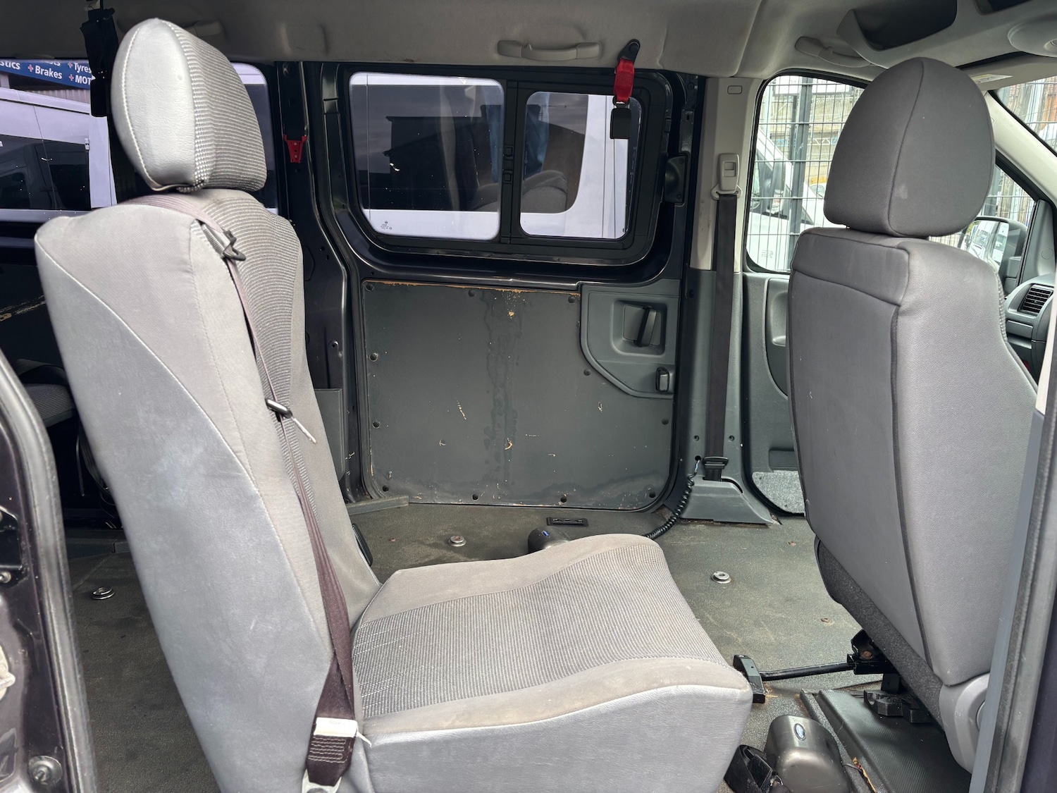 Used Peugeot Expert Tepee 2015 for sale - 76096651: Photo 11