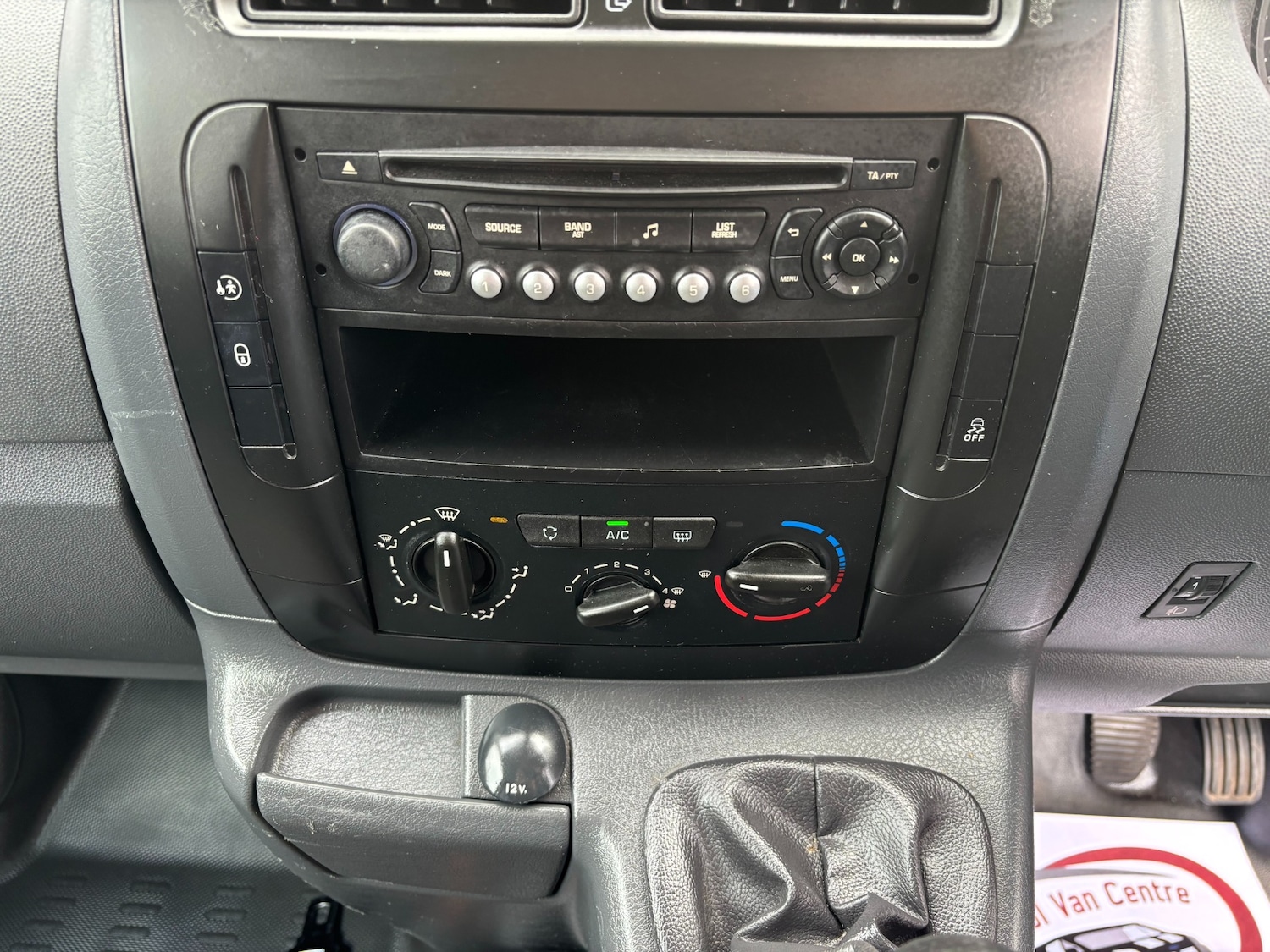 Used Peugeot Expert Tepee 2015 for sale - 76096651: Photo 19