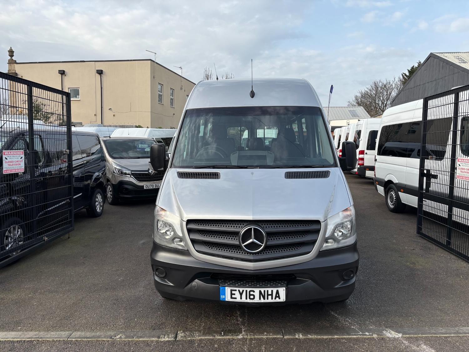 Used Mercedes-Benz Sprinter 2016 for sale - 77820343: Photo 2