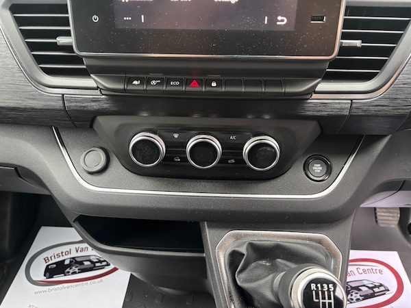Used Renault Trafic 2024 for sale - 76250802: Photo 17