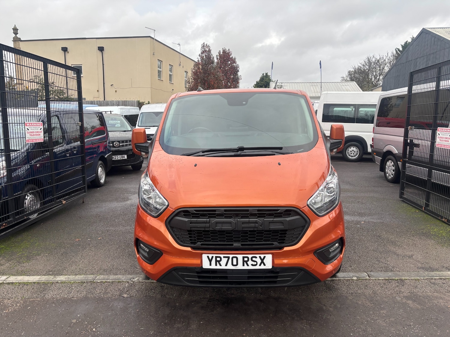 Used Ford Transit Custom 2020 for sale - 76525944: Photo 2