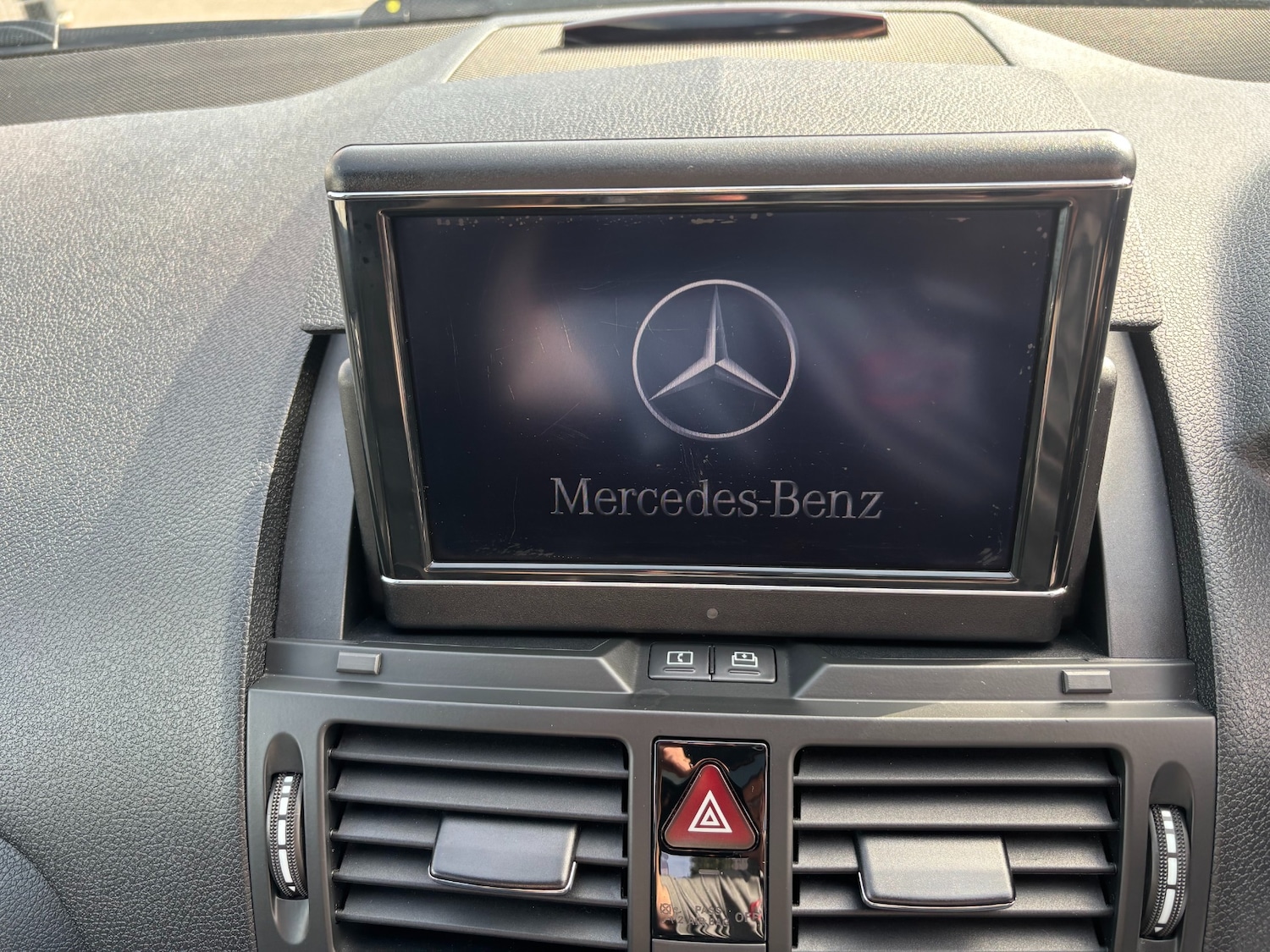 Used Mercedes-Benz C-Class 2008 for sale - 76008409: Photo 17