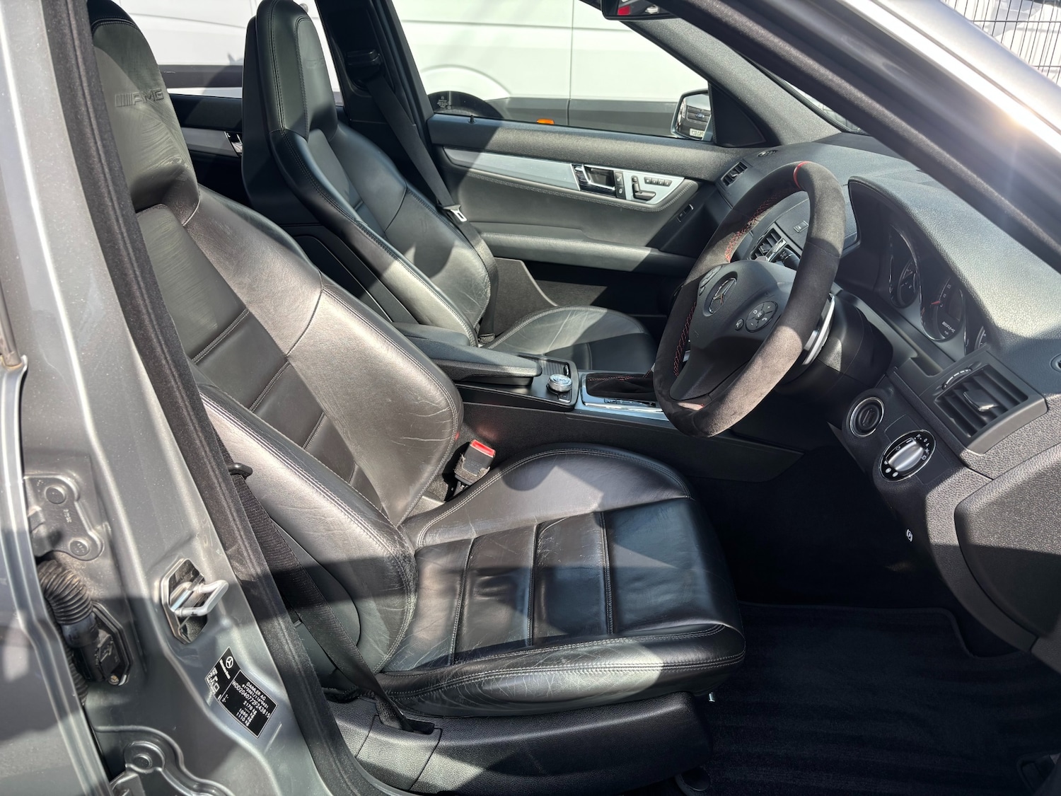 Used Mercedes-Benz C-Class 2008 for sale - 76008409: Photo 9