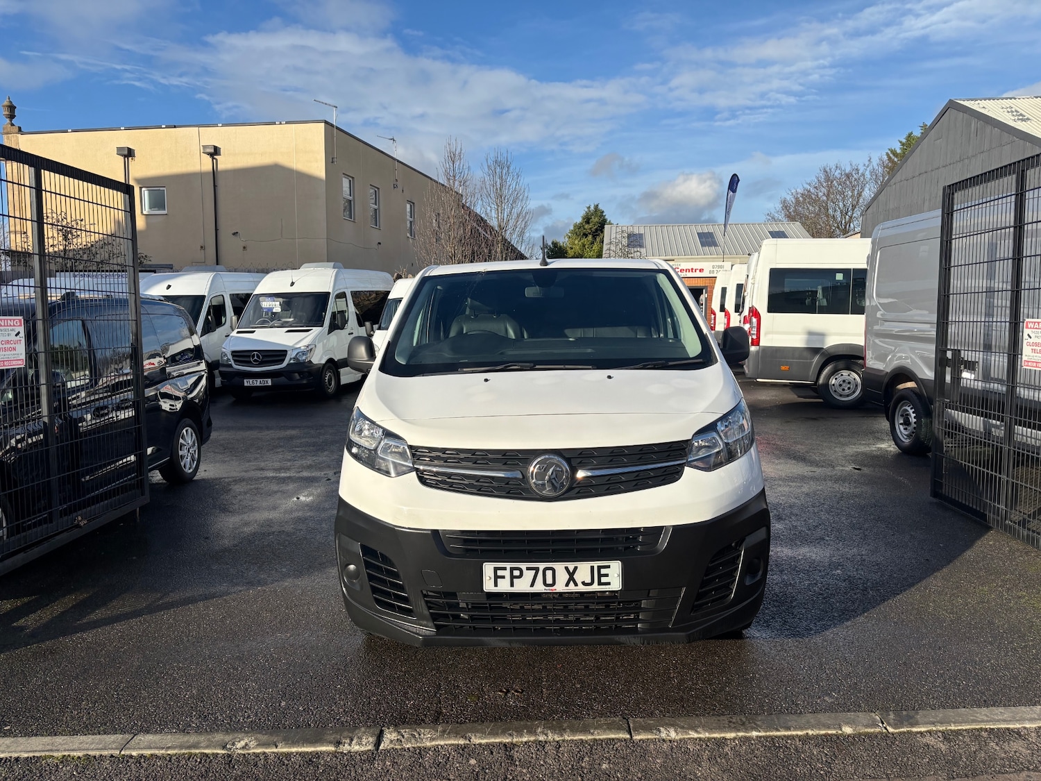 Used Vauxhall Vivaro 2020 for sale - 77339260: Photo 2