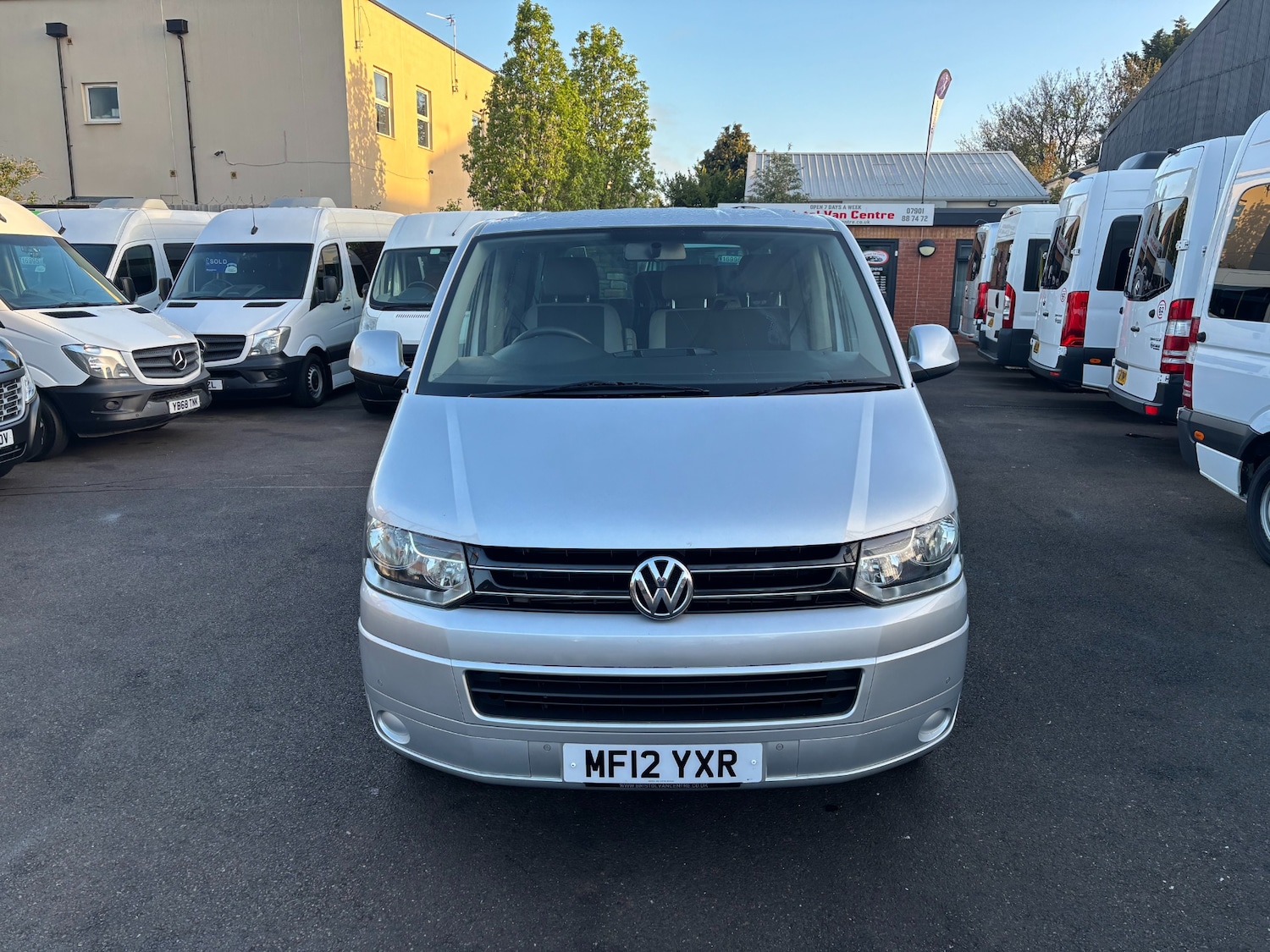 Used Volkswagen Transporter Shuttle 2012 for sale - 78216061: Photo 2