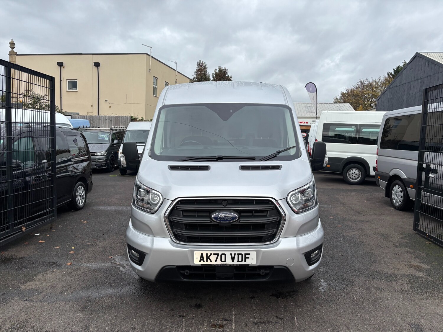 Used Ford Transit 2020 for sale - 76302491: Photo 2