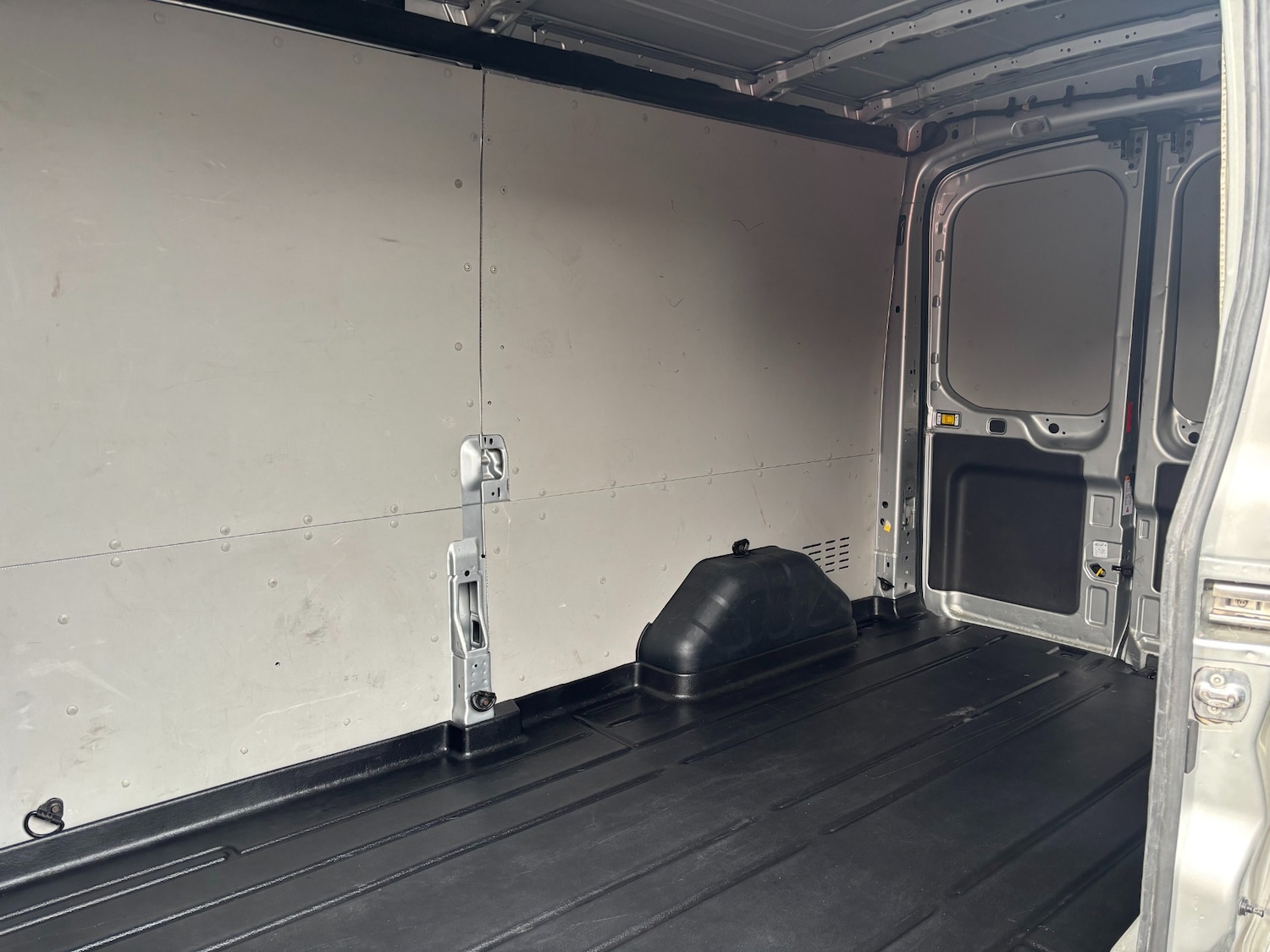 Used Ford Transit 2020 for sale - 76302491: Photo 21