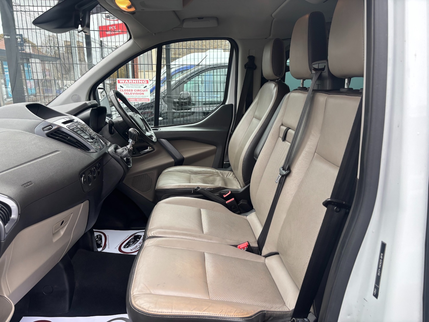 Used Ford Tourneo Custom 2017 for sale - 76344717: Photo 10