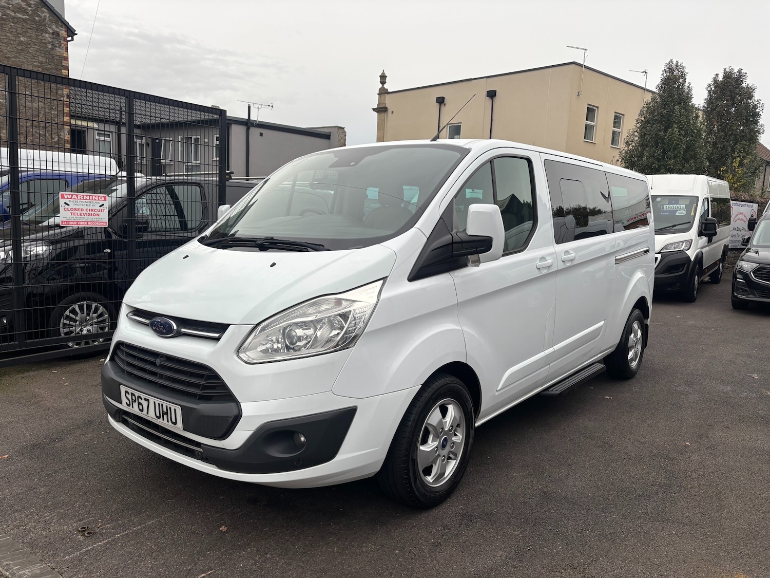 Used Ford Tourneo Custom 2017 for sale - 76344717: Photo 3