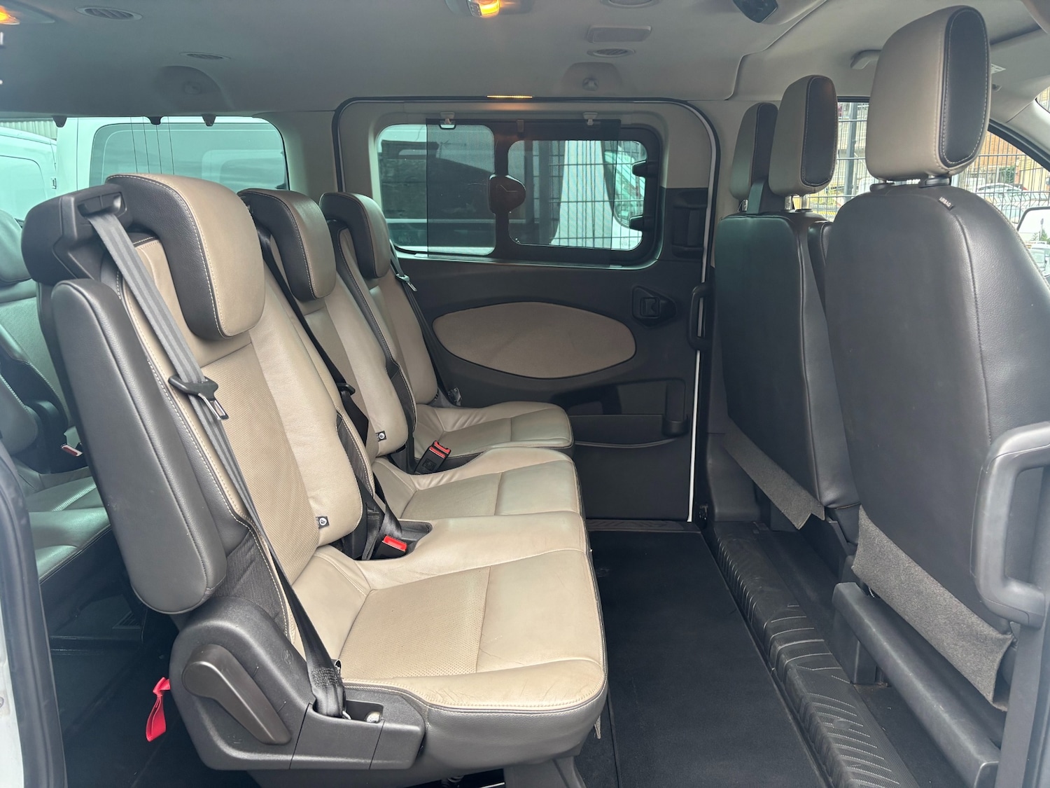 Used Ford Tourneo Custom 2017 for sale - 76344717: Photo 8