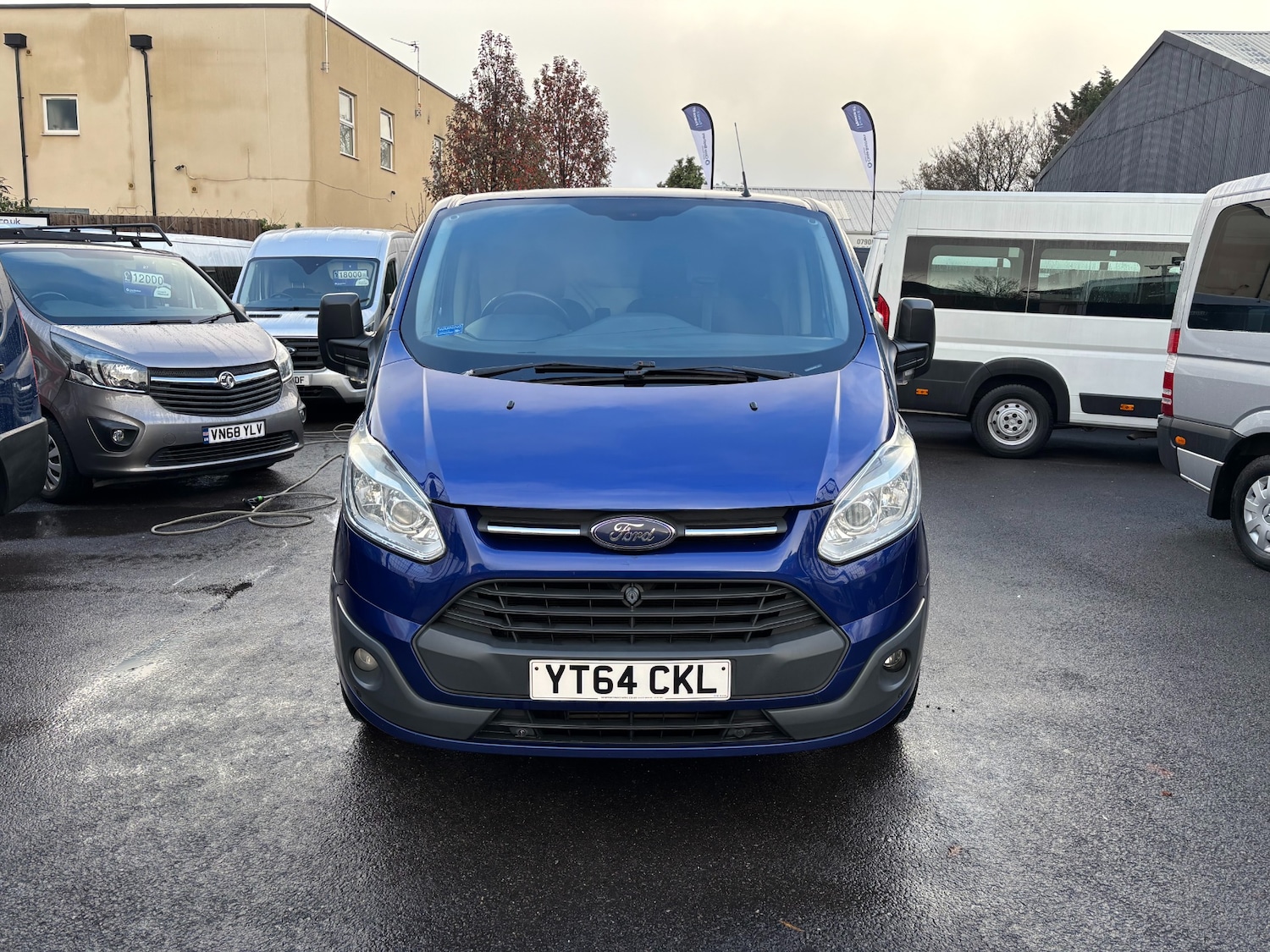 Used Ford Transit Custom 2014 for sale - 76588575: Photo 2