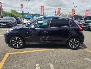 Used Peugeot 208 2018 for sale - 78776514: Photo