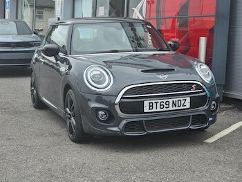 Used MINI Hatch 2019 for sale - 75616342: Photo