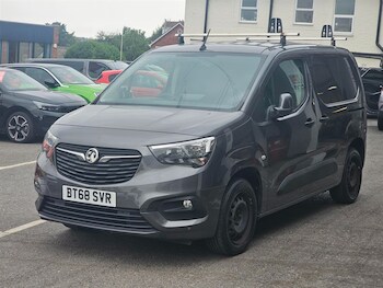 Used Vauxhall Combo 2018 for sale - 79240782: Photo