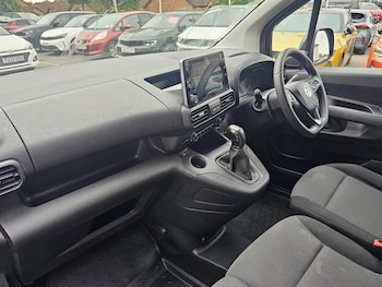 Used Vauxhall Combo 2018 for sale - 79240782: Photo