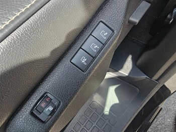 Used Vauxhall Vivaro Life 2023 for sale - 78997166: Photo