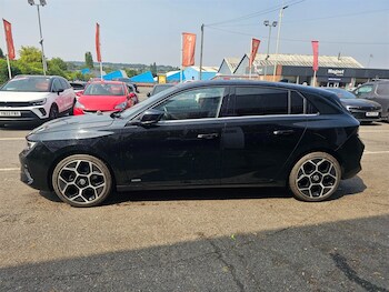Used Vauxhall Astra 2023 for sale - 78950900: Photo