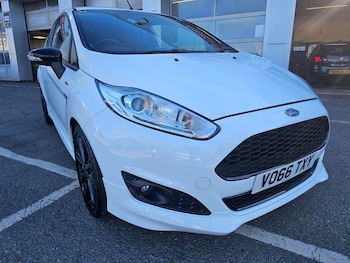 Used Ford Fiesta 2016 for sale - 78483546: Photo