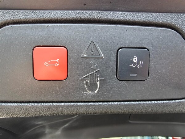 Used Vauxhall Grandland 2022 for sale - 74703900: Photo 8