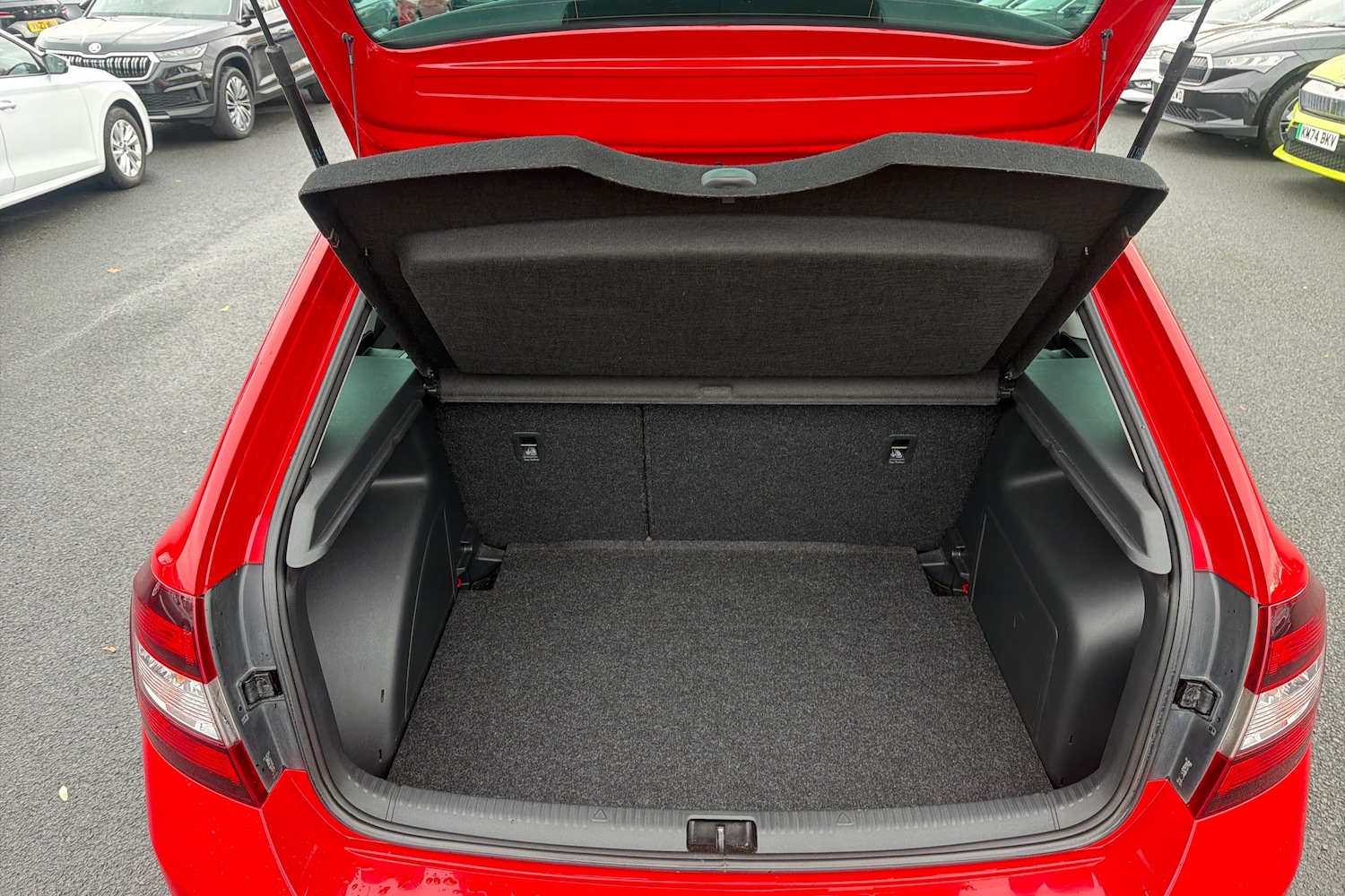 Used Skoda Rapid Spaceback 2016 for sale - 76691279: Photo 10