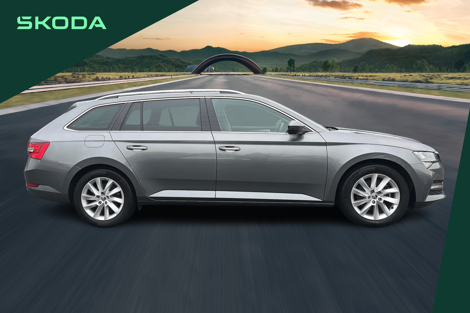 Used Skoda Superb 2023 for sale - 76676035: Photo 4