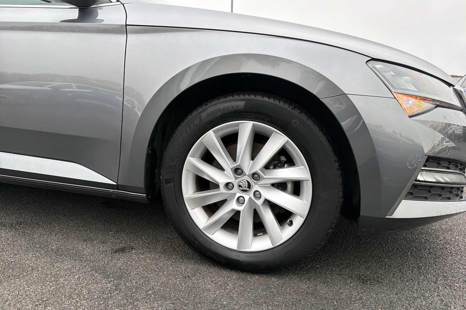 Used Skoda Superb 2023 for sale - 76676035: Photo 5