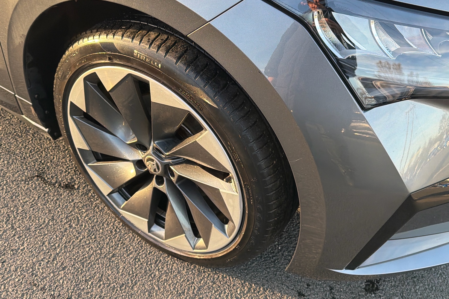 Used Skoda Enyaq 2023 for sale - 76676509: Photo 9