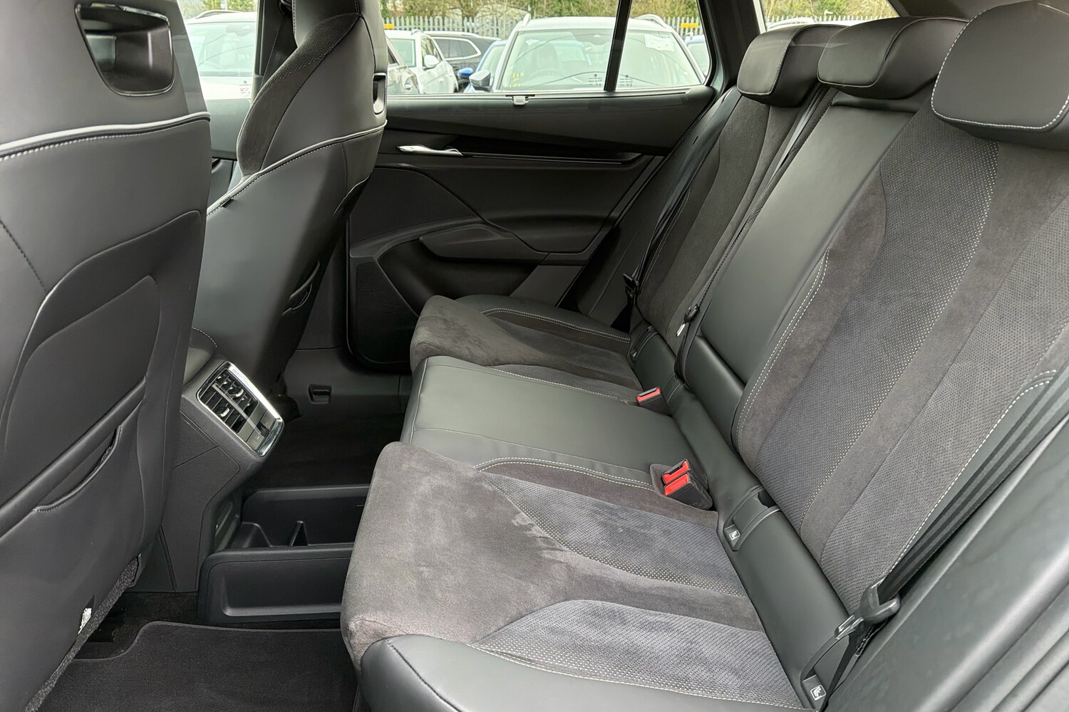 Used Skoda Enyaq 2024 for sale - 77725688: Photo 8