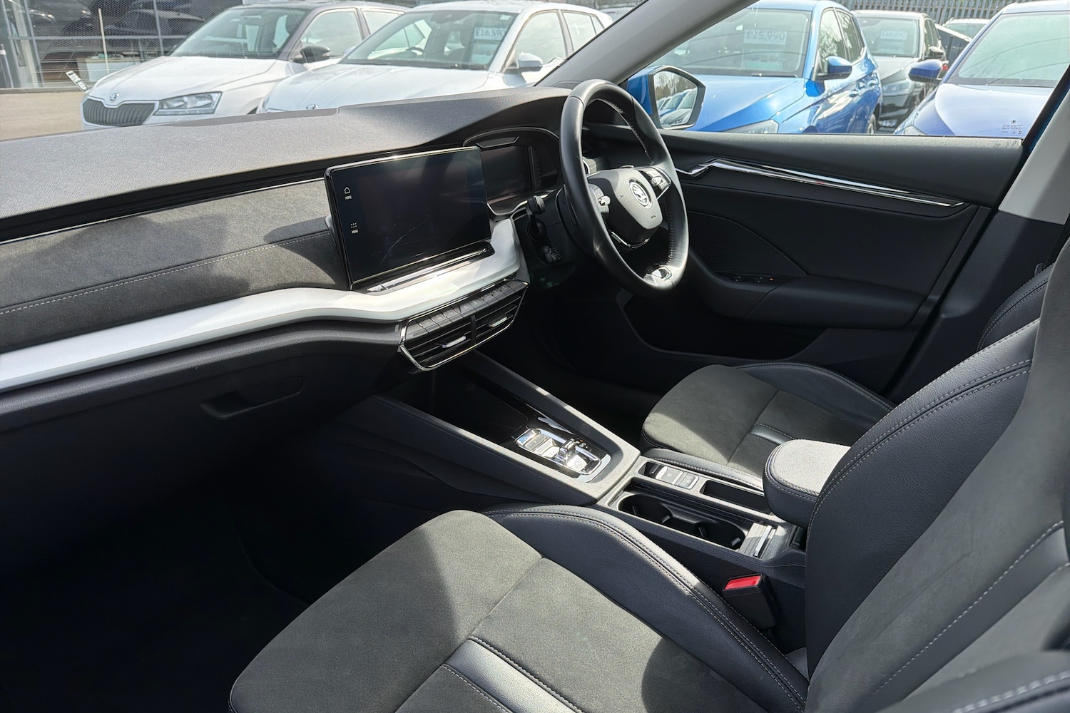 Used Skoda Octavia 2023 for sale - 78027375: Photo 2