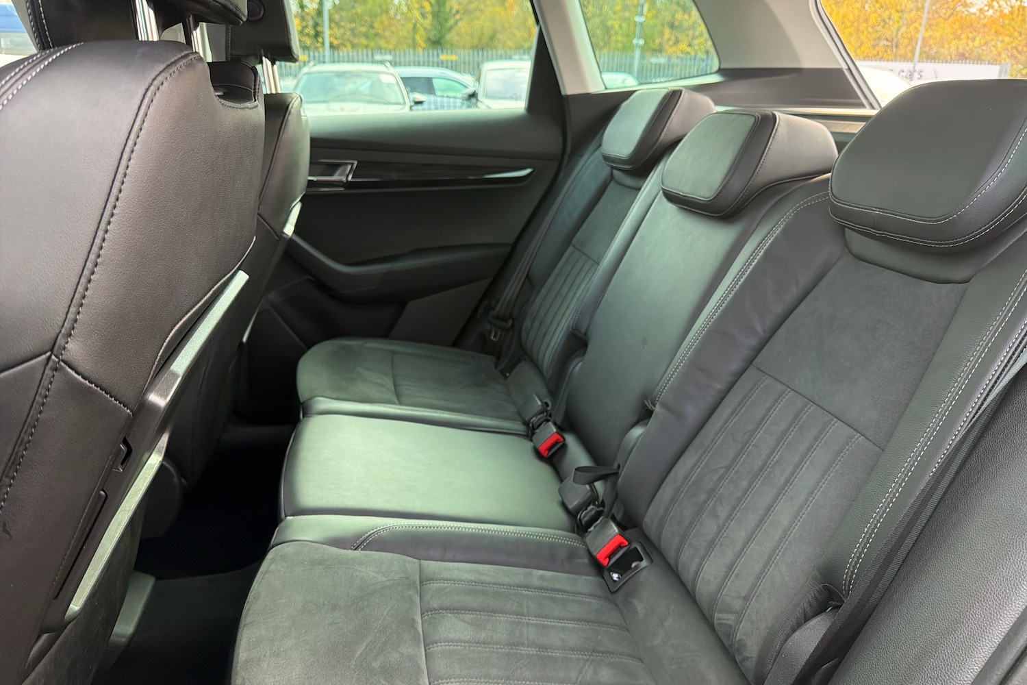 Used Skoda Karoq 2022 for sale - 76514528: Photo 8