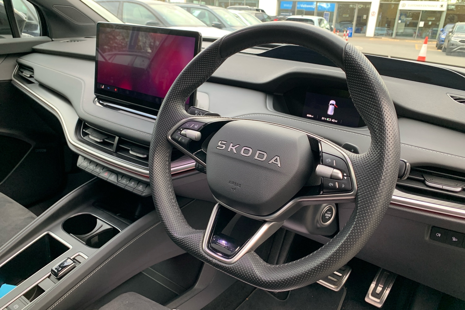 Used Skoda Enyaq 2025 for sale - 77132891: Photo 6