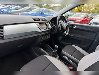 Used Skoda Fabia 2016 for sale - 76315838: Photo