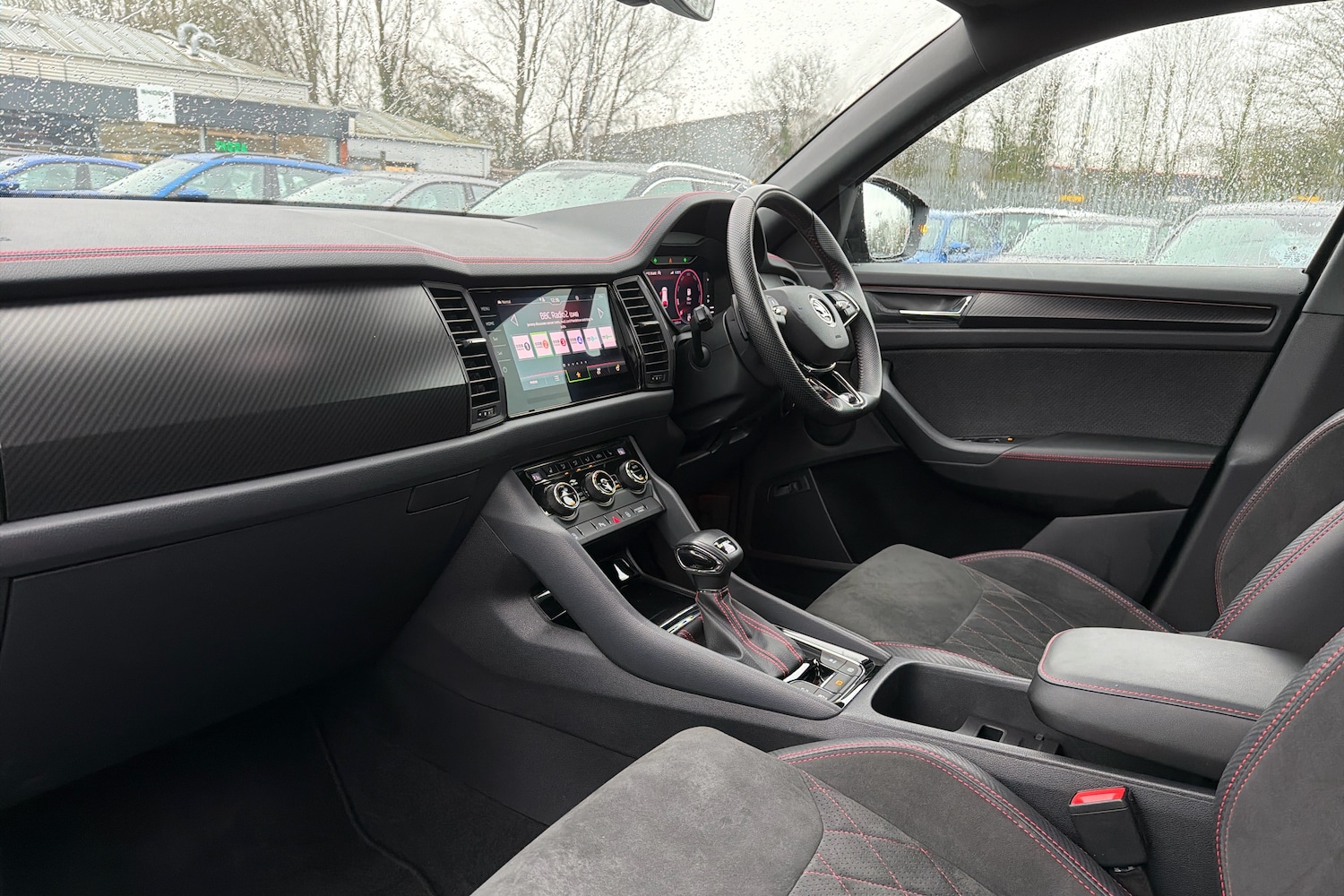 Used Skoda Kodiaq 2024 for sale - 77980129: Photo 2