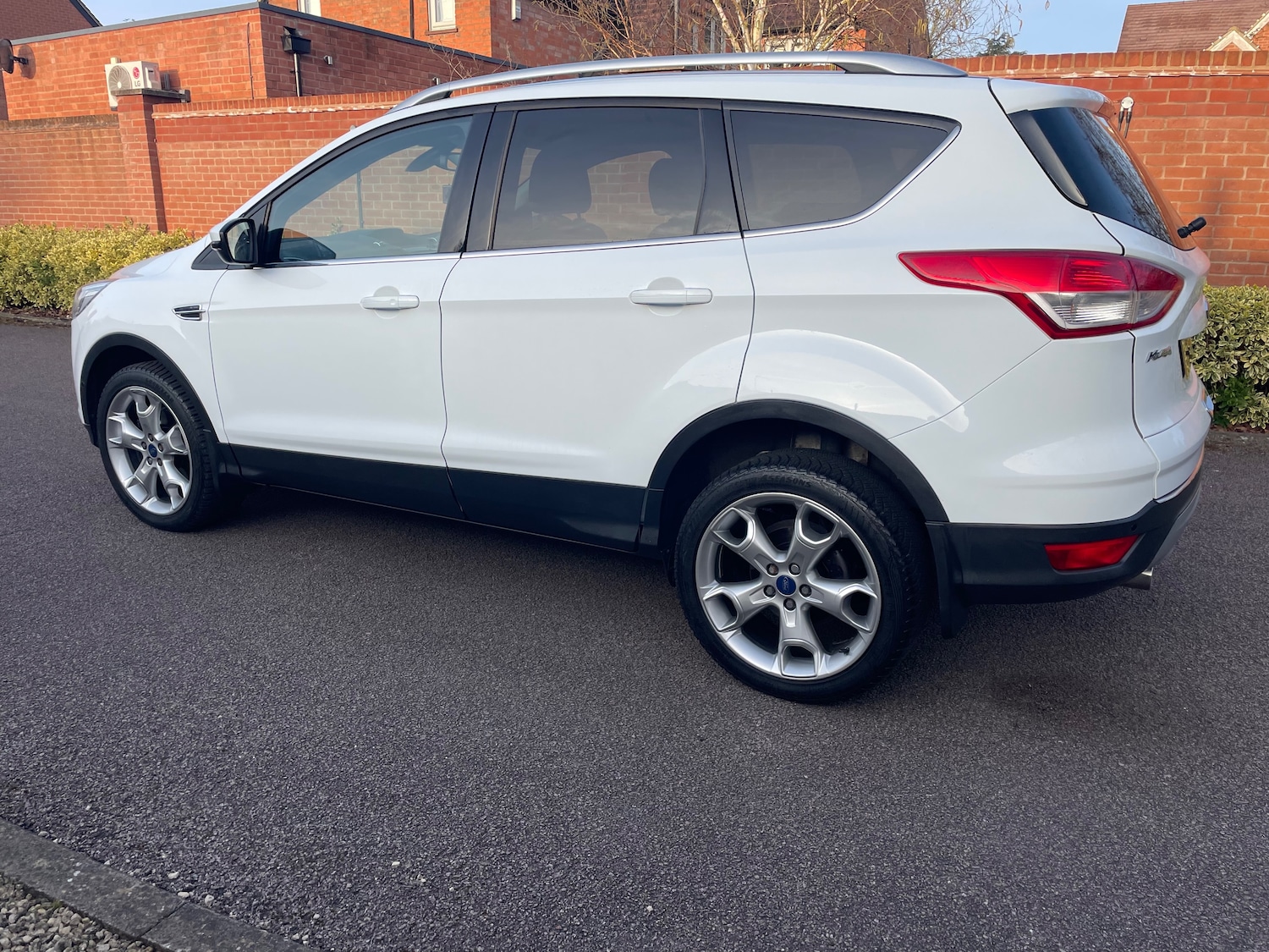 Used Ford Kuga 2015 for sale - 78077915: Photo 13