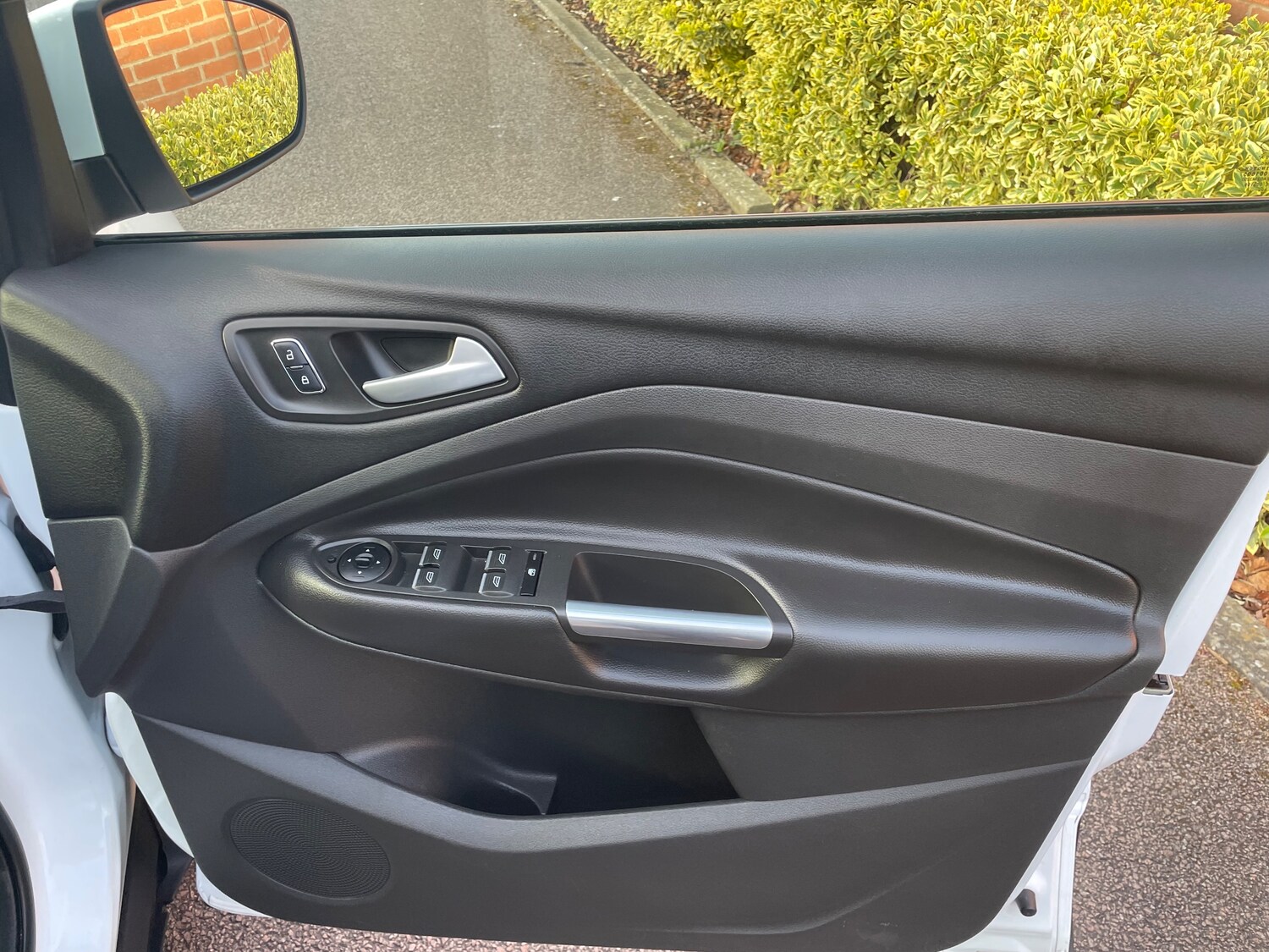 Used Ford Kuga 2015 for sale - 78077915: Photo 19