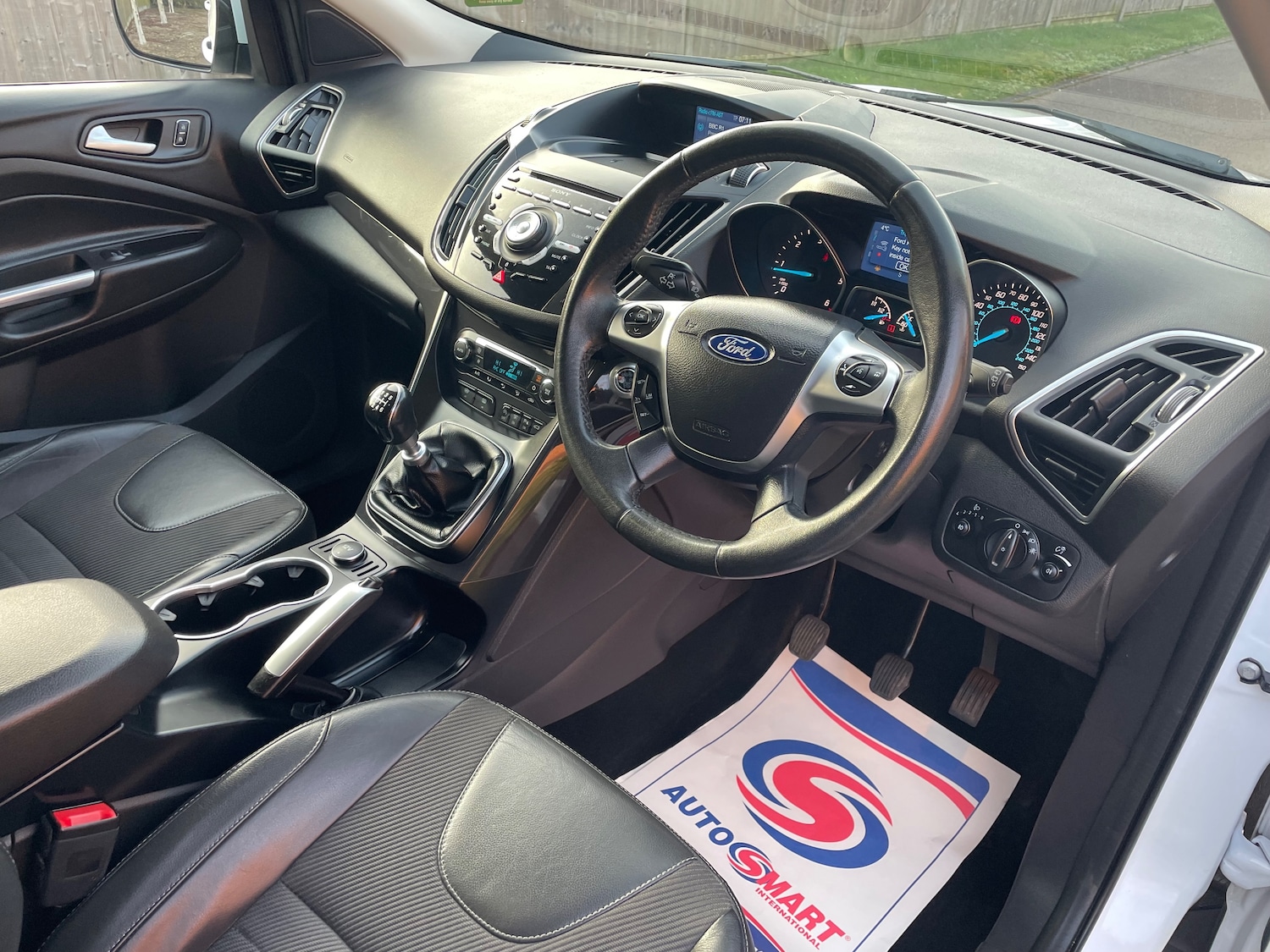 Used Ford Kuga 2015 for sale - 78077915: Photo 2