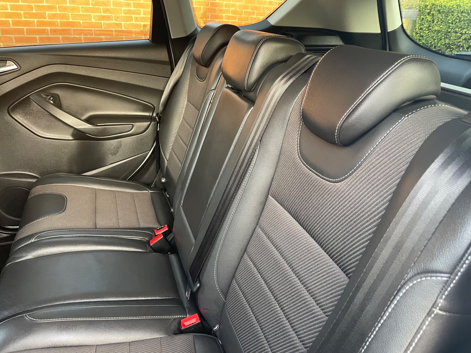 Used Ford Kuga 2015 for sale - 78077915: Photo 26