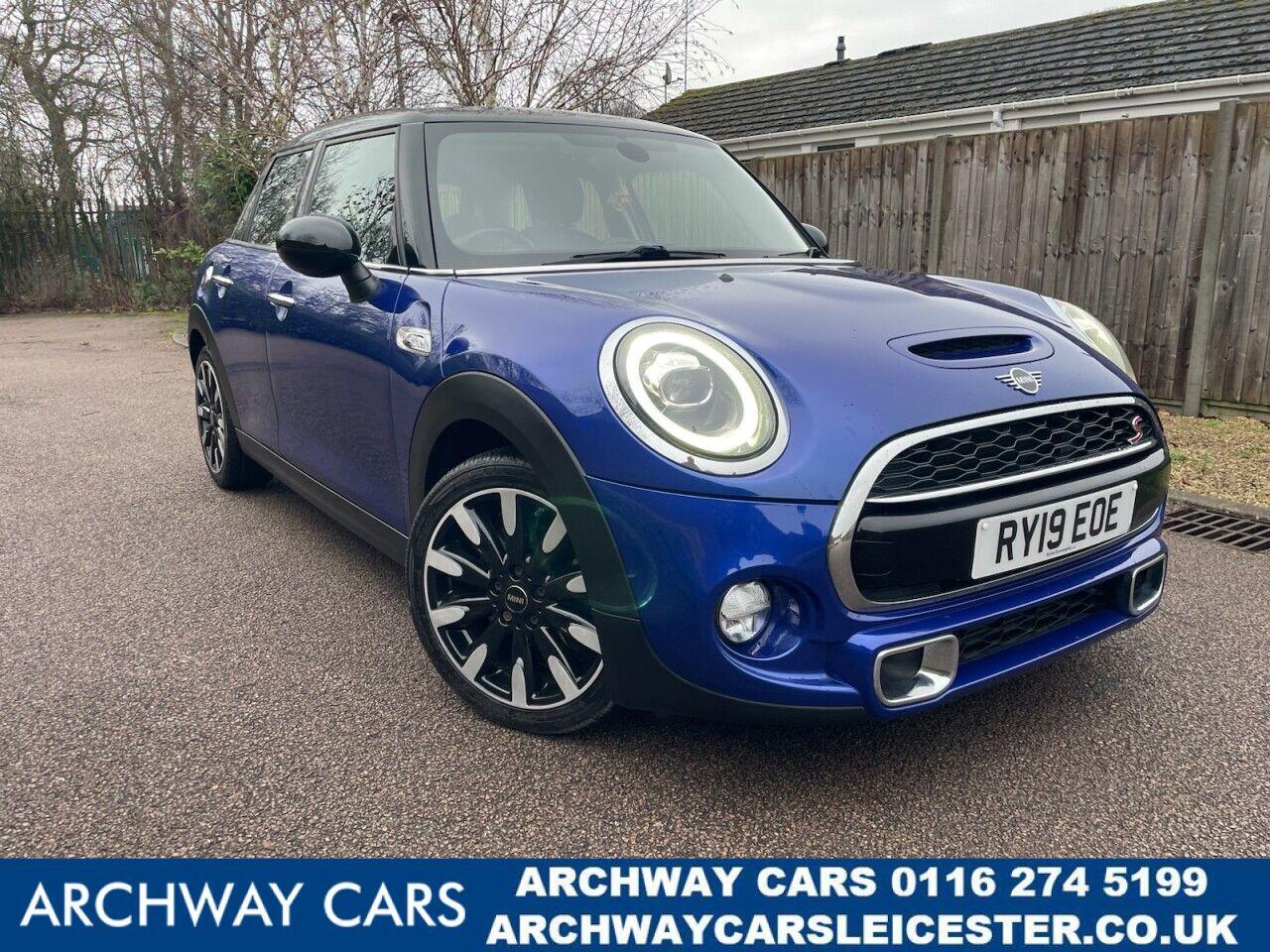 Used MINI Hatch 2019 for sale - 78077921: Photo 1